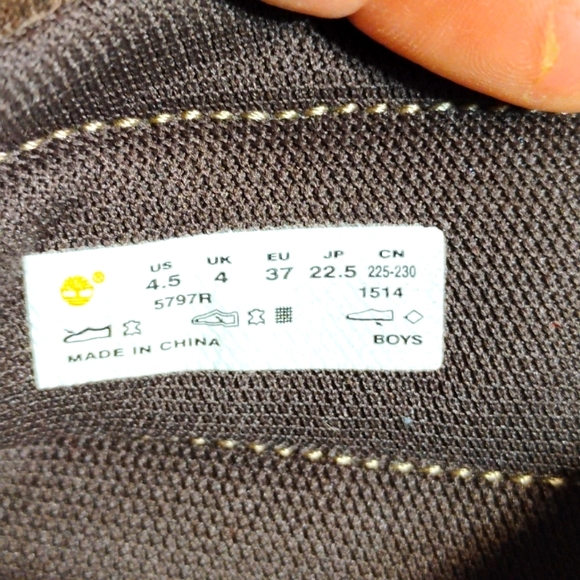 Brown and black Timberlands - boys size 4.5. zip side, lace front. - Picture 5 of 7